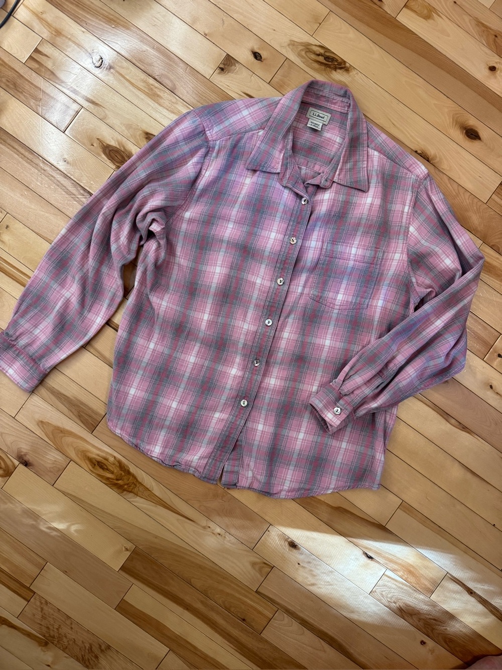 VTG L.L. Bean Shirt Womens large Pink Plaid Long Sleeve Flannel Button Up